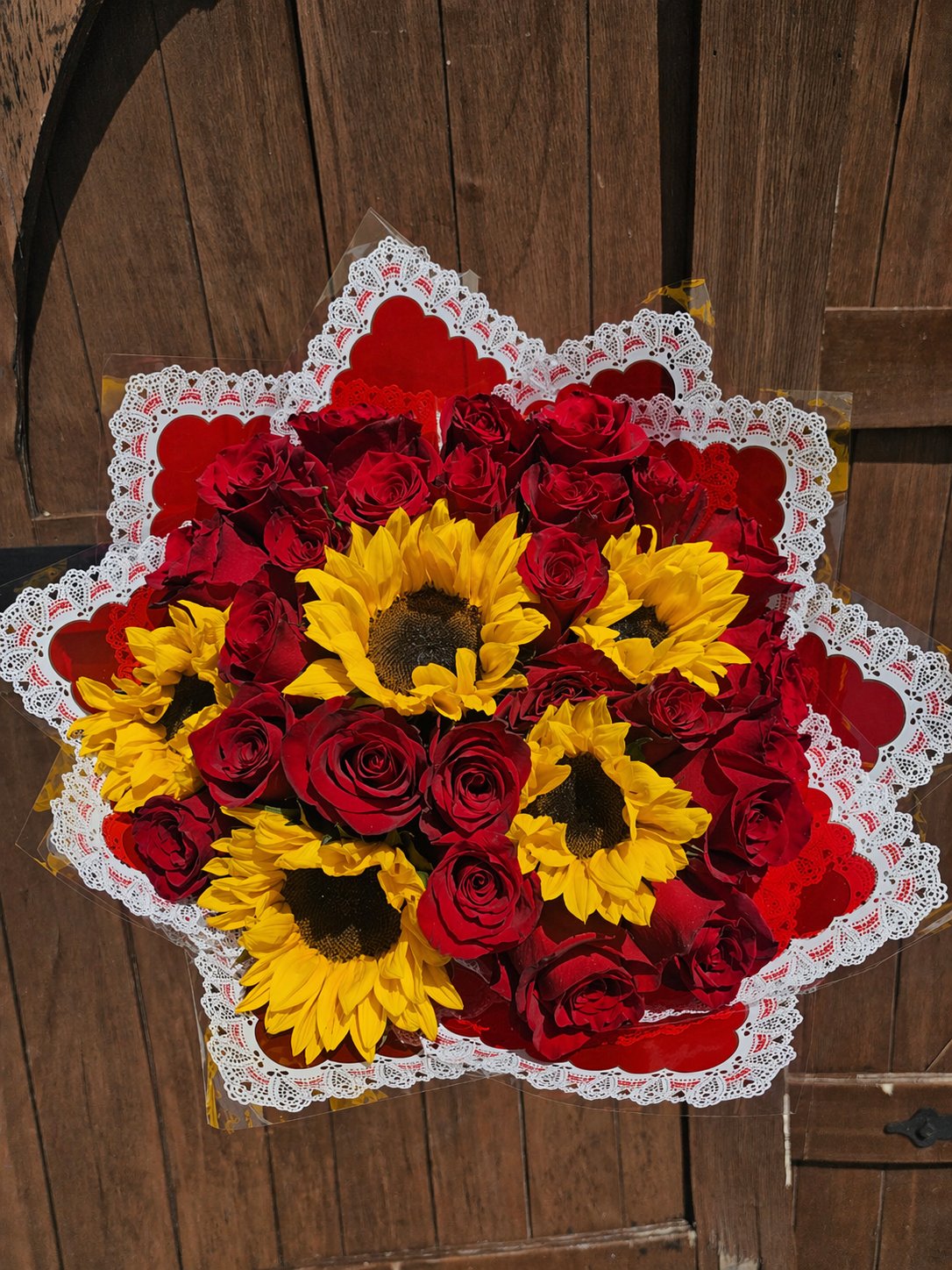 Roses x Sunflowers